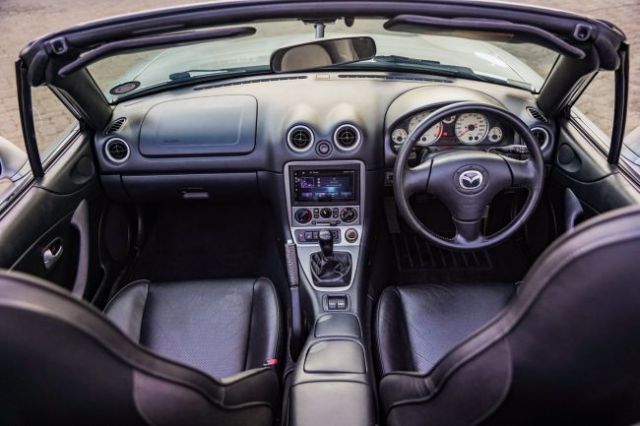 2004 - Mazda MX5 NB2 (Chad  Luckhoff)